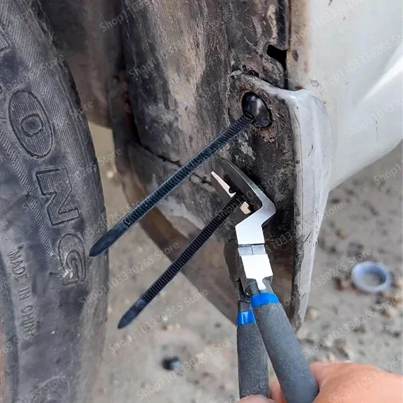 Cable tie buckle fixed through the core nail cable tie buckle mudguard fender buckle